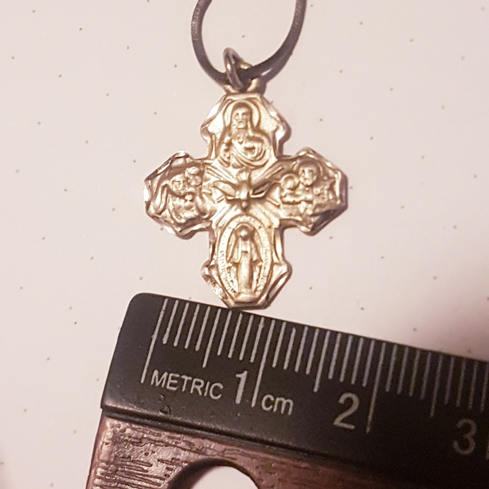 CROSS+Chain - Picture 11 of 15